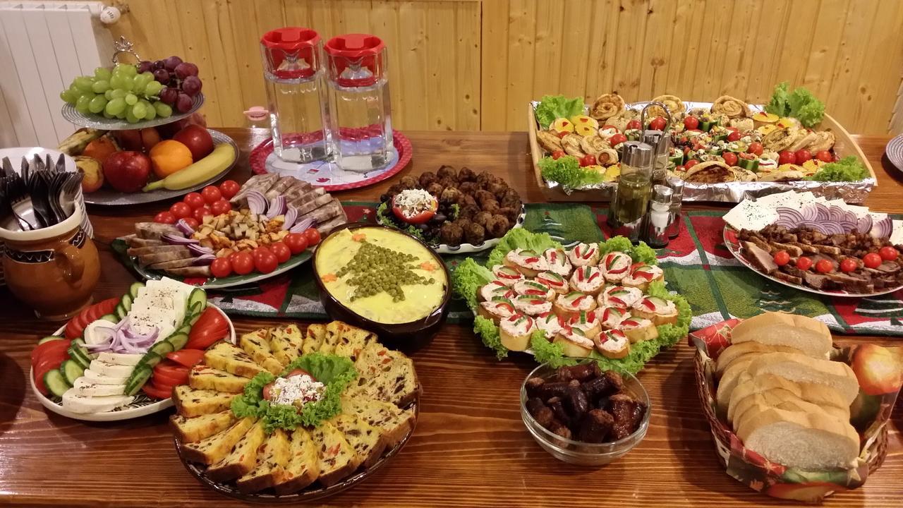 Cabana Barlogul Lupilor Villa Berevoesti Rom bilde